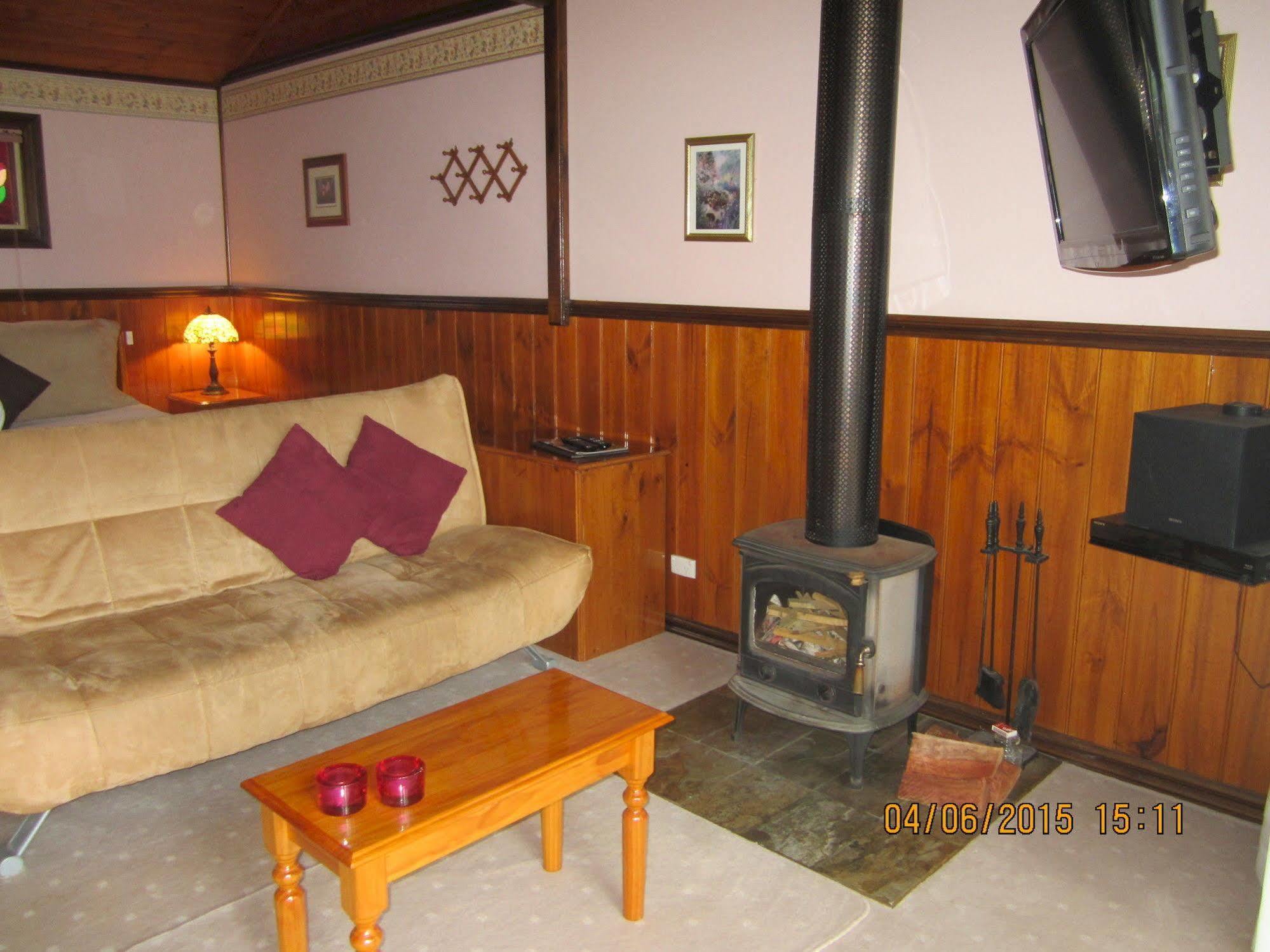 Willowlake Cottages Howqua Luaran gambar
