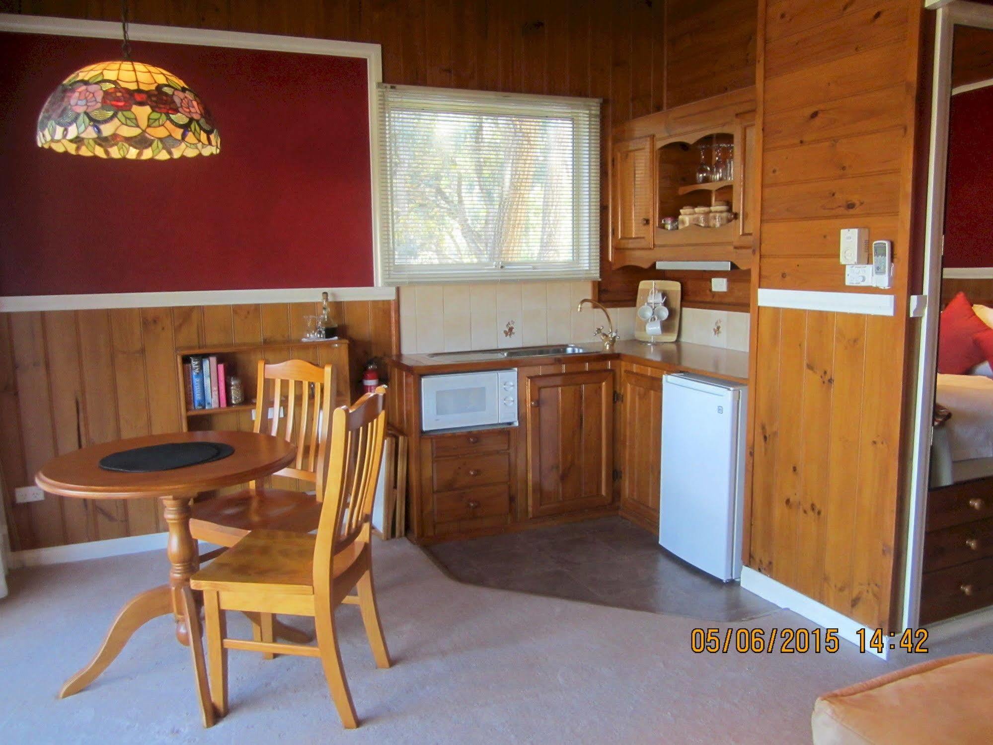 Willowlake Cottages Howqua Luaran gambar