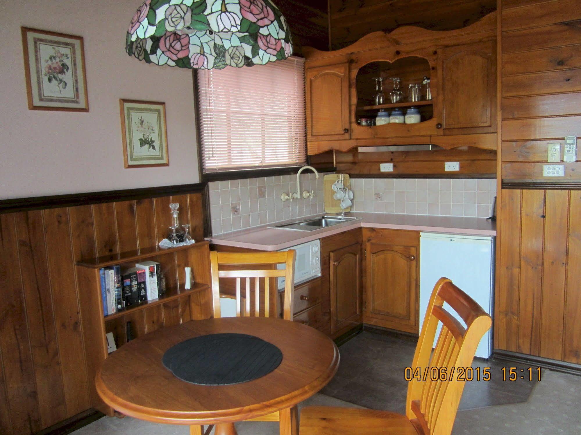 Willowlake Cottages Howqua Luaran gambar